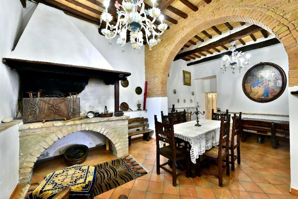 Agriturismo Corvaia Radicofani Bagian luar foto