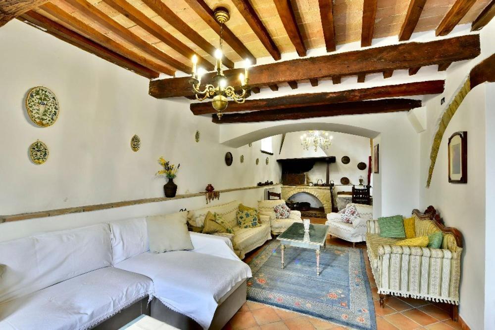 Agriturismo Corvaia Radicofani Bagian luar foto