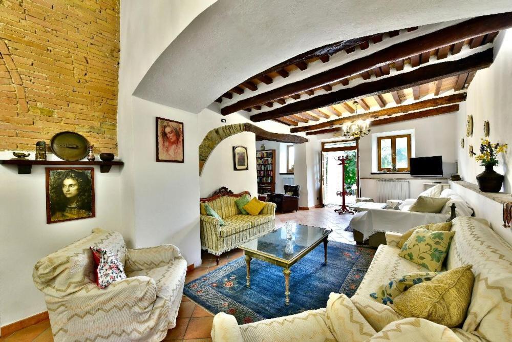 Agriturismo Corvaia Radicofani Bagian luar foto