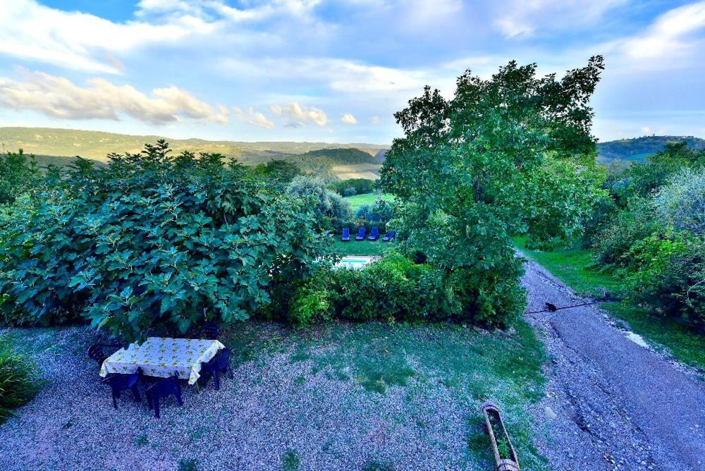Agriturismo Corvaia Radicofani Bagian luar foto