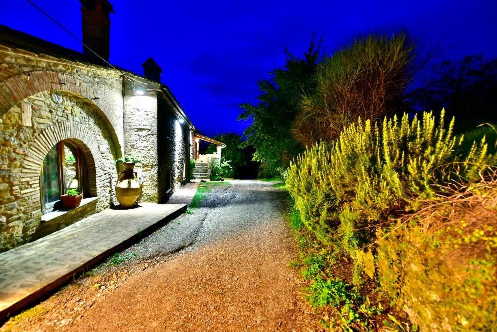 Agriturismo Corvaia Radicofani Bagian luar foto